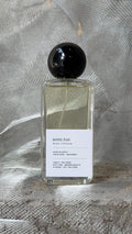 Aventus eau de parfum bottle Echo Notes chypre fruity fragrance