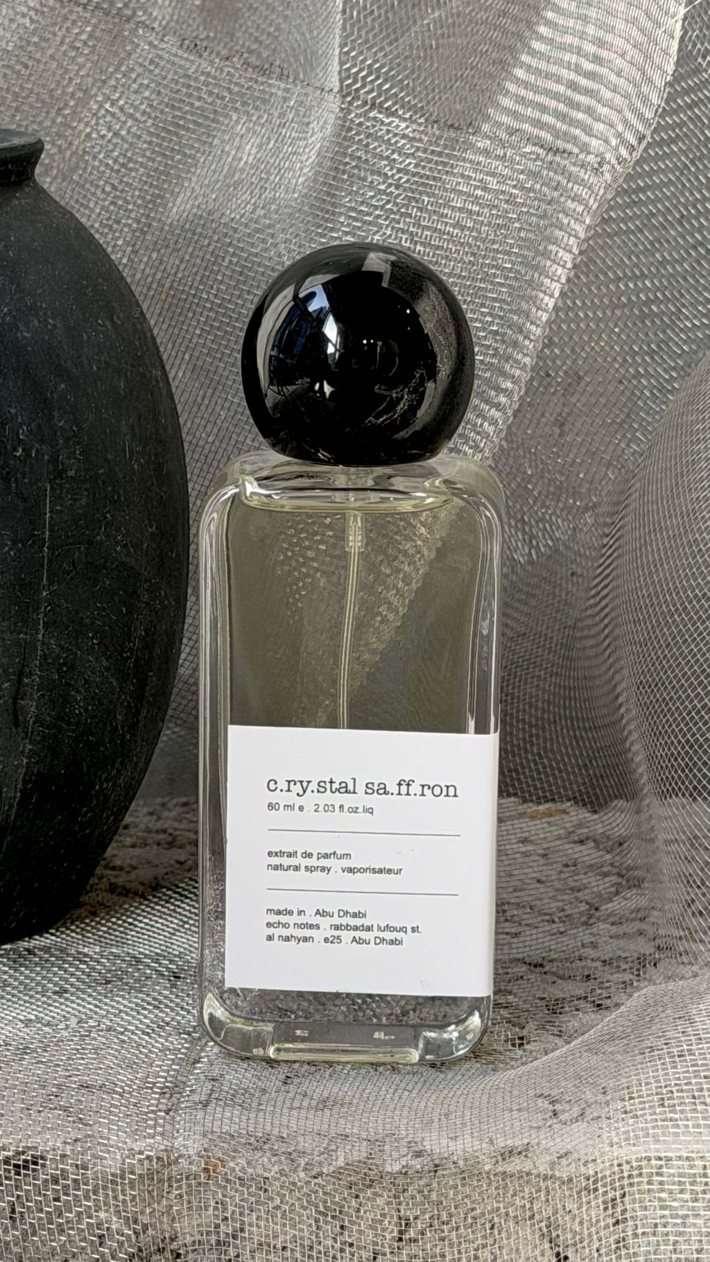 Crystal Saffron perfume by Echo Notes Laboratory Perfumes, close-up detail