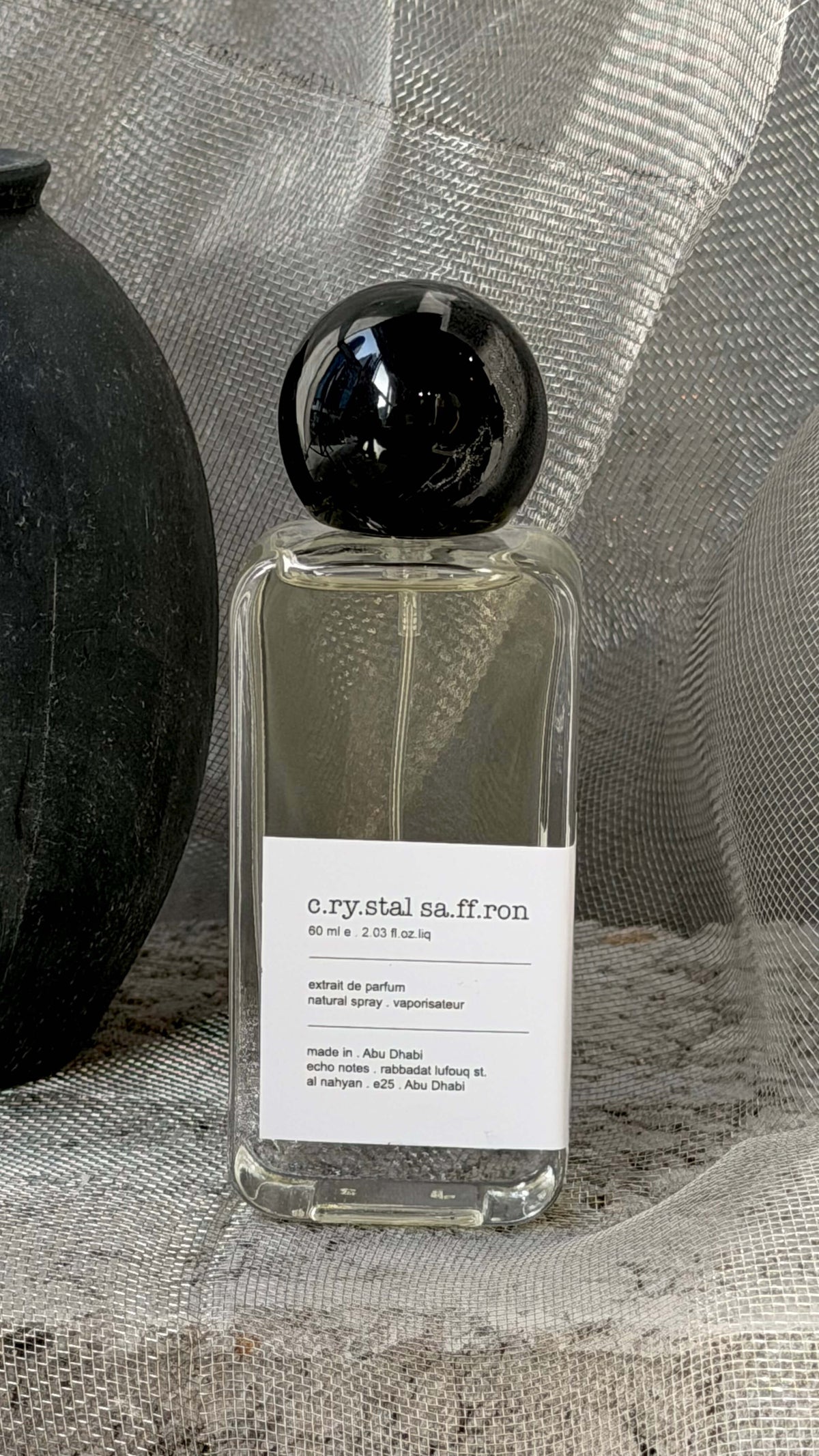 Crystal Saffron perfume by Echo Notes Laboratory Perfumes, close-up detail