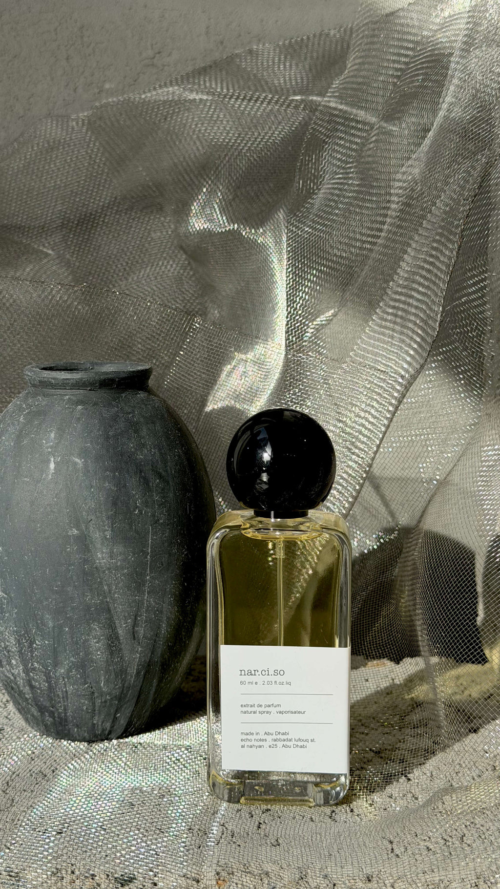 Narciso Rouge perfume by Echo Notes Laboratory Perfumes, close-up detail