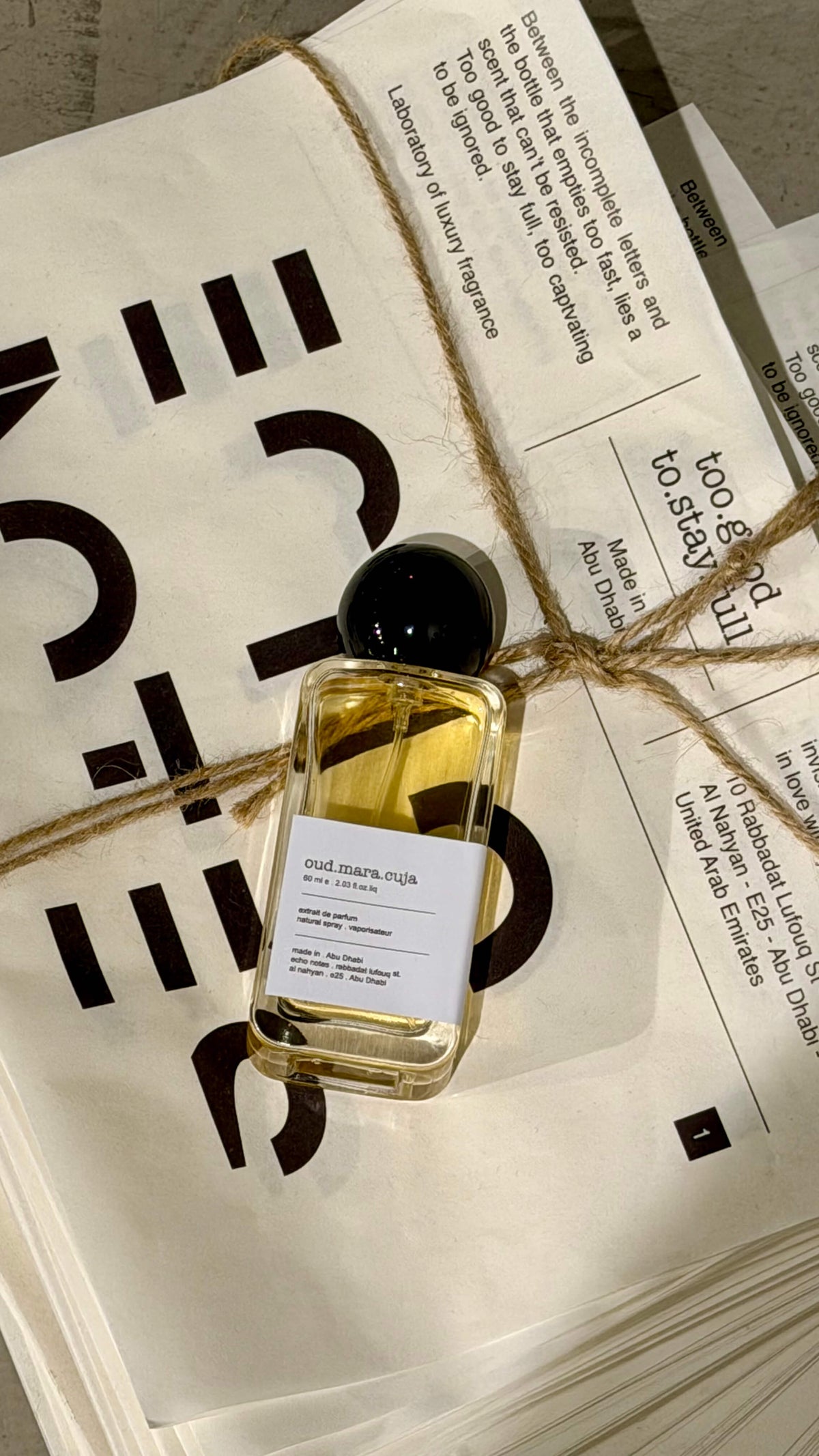 Oud Maracujá eau de parfum bottle Echo Notes leather oud fragrance