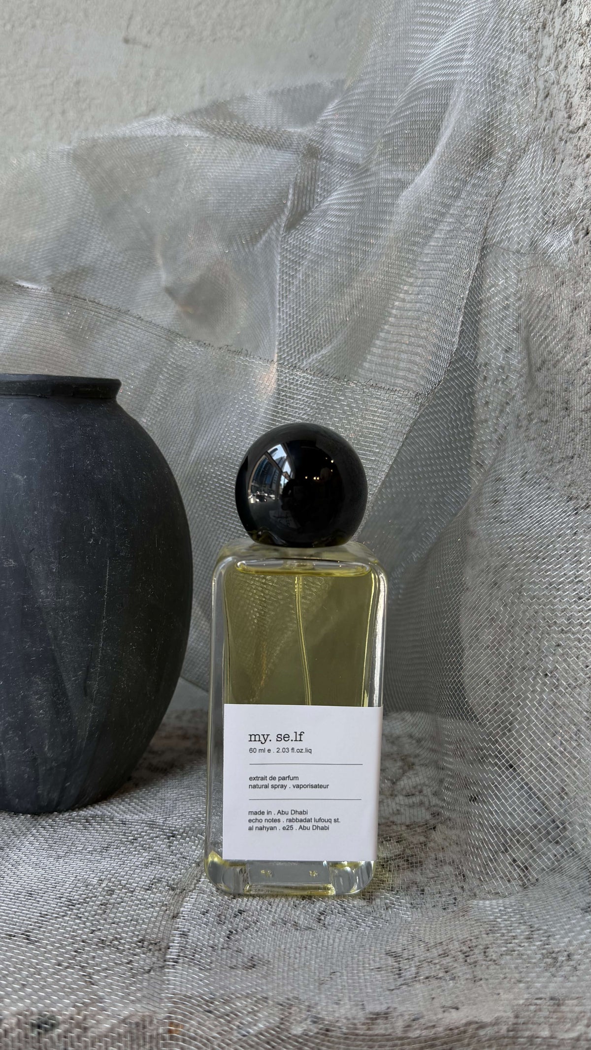 MYSLF perfume by Echo Notes Laboratory Perfumes, close-up detail